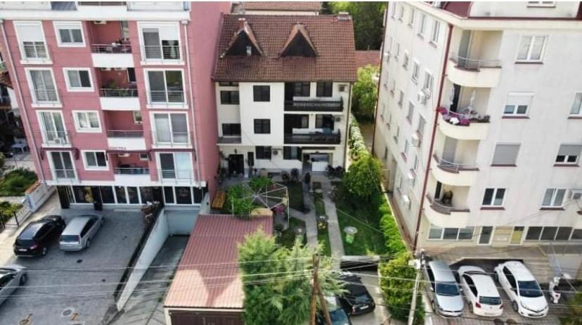 Nordic Hostel N-Box Skopje Zewnętrze zdjęcie